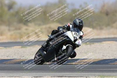 media/Apr-19-2025-CVMA (Sat) [[586b59ad56]]/Race 4-Formula Middleweight/
